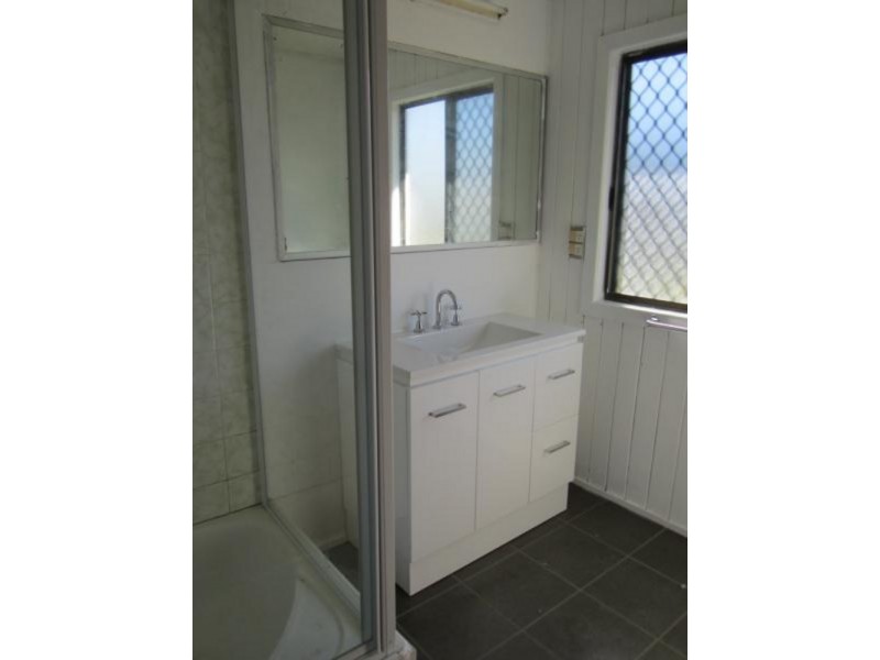 21 Charles Street, Pialba QLD 4655