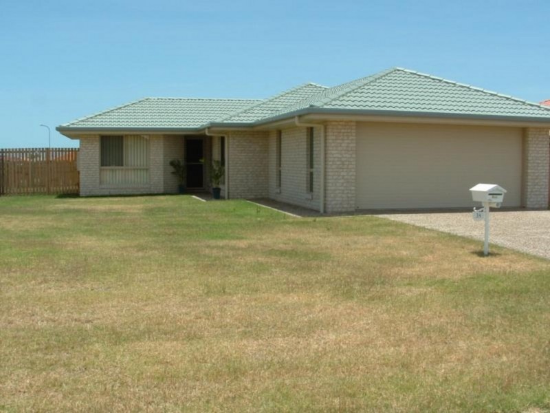 38 Cromdale Circuit, Kawungan QLD 4655