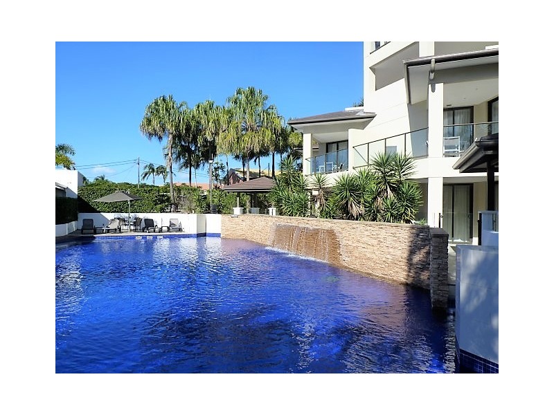105/468 Esplanade, Torquay QLD 4655