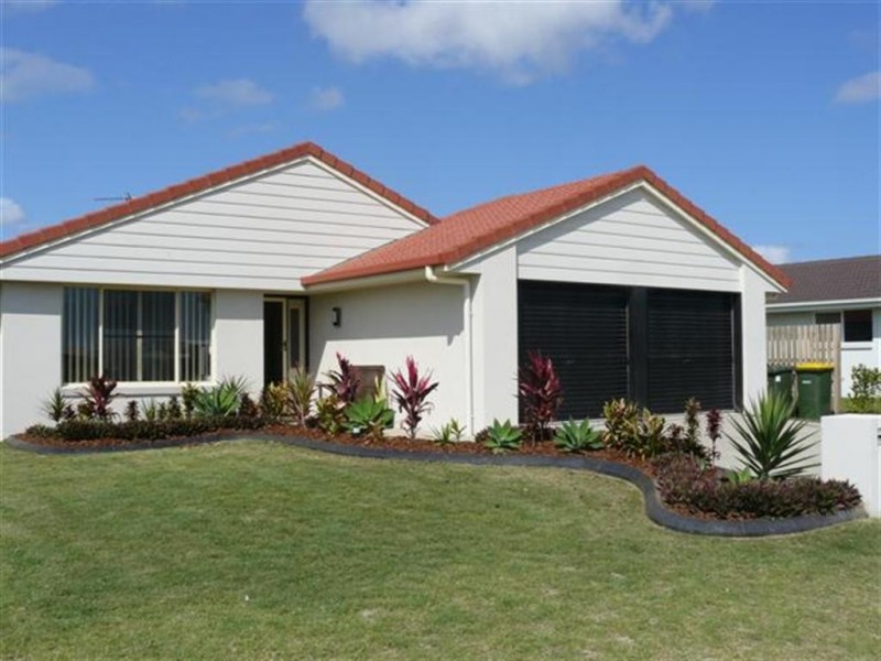 20 Endeavour Way, Eli Waters QLD 4655