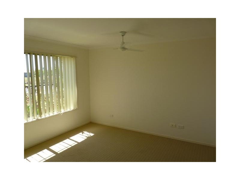 20 Endeavour Way, Eli Waters QLD 4655