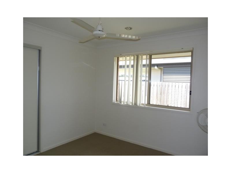 11 Golden Grove Ct, Eli Waters QLD 4655