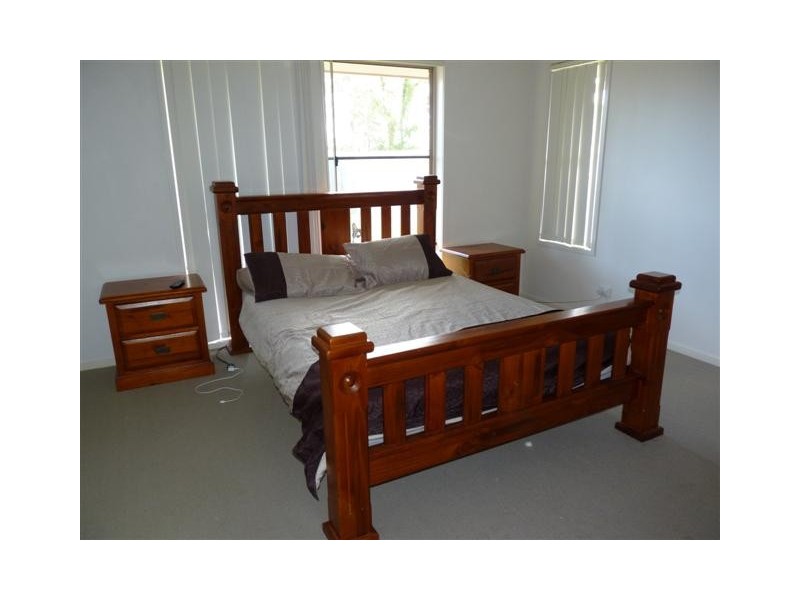 11 Golden Grove Ct, Eli Waters QLD 4655