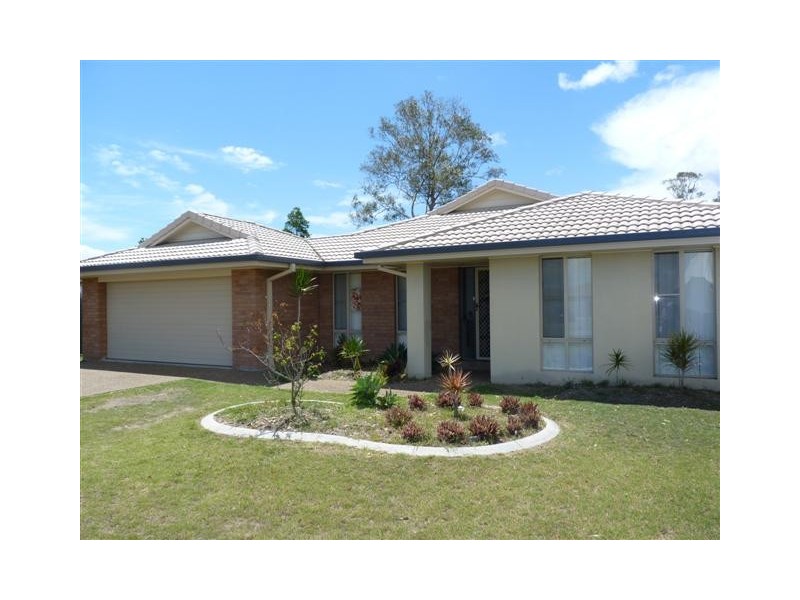 11 Golden Grove Ct, Eli Waters QLD 4655