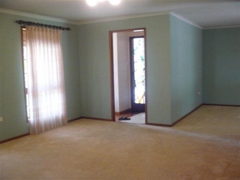 16 Washington Drive, Wondunna QLD 4655