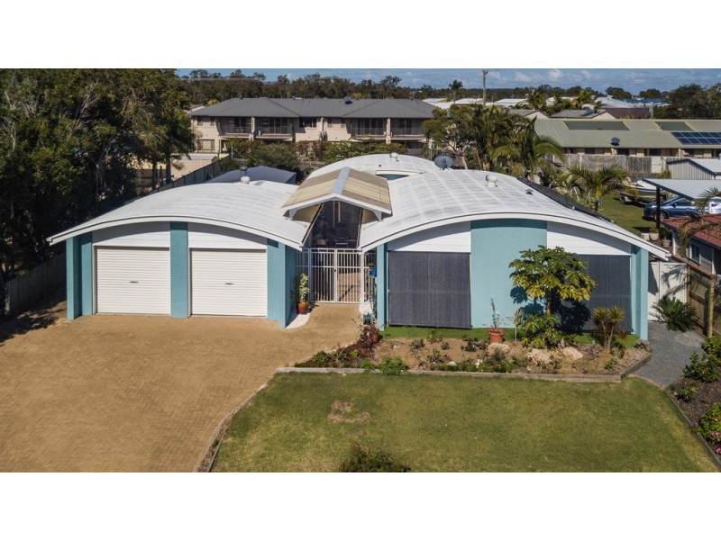 9 Whimbrel Grove, Eli Waters QLD 4655