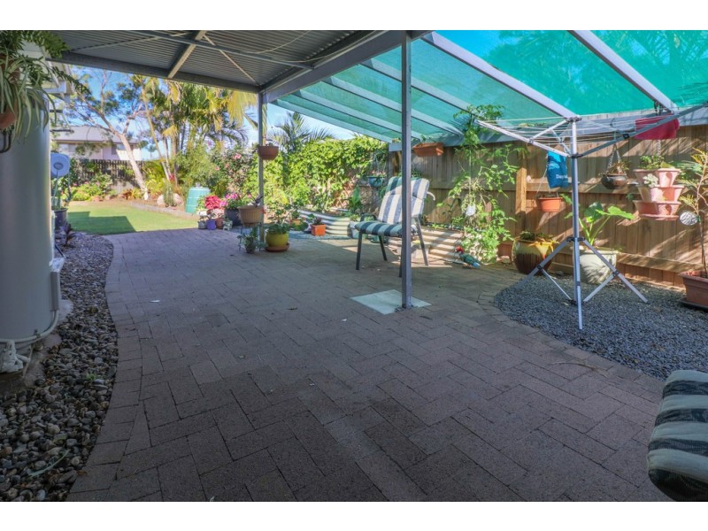 9 Whimbrel Grove, Eli Waters QLD 4655