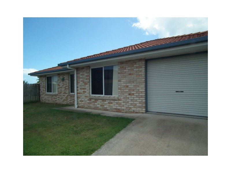 39 Wide Bay Drive, Eli Waters QLD 4655