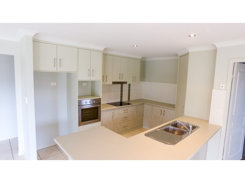 5 Yarrilee Circuit, Dundowran QLD 4655