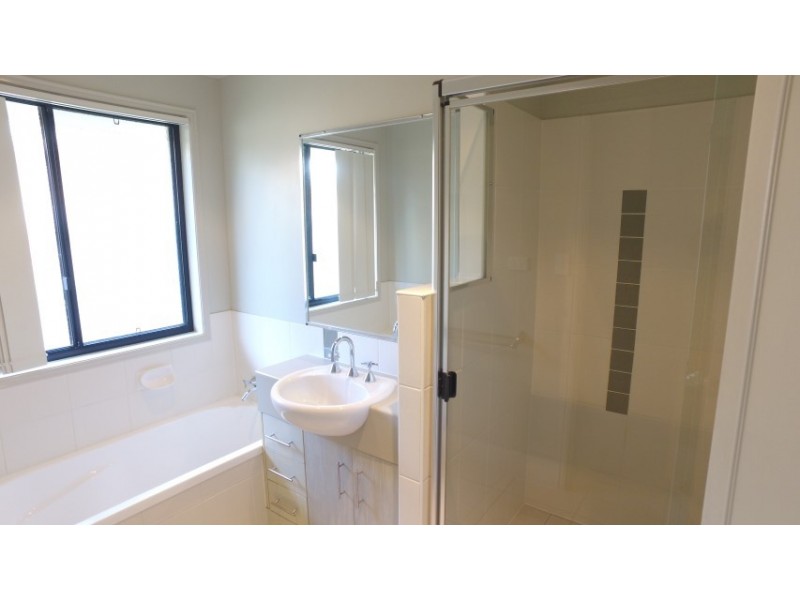 5 Yarrilee Circuit, Dundowran QLD 4655