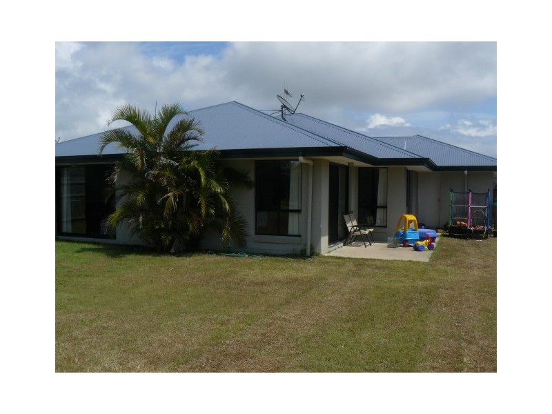 5 Yarrilee Circuit, Dundowran QLD 4655