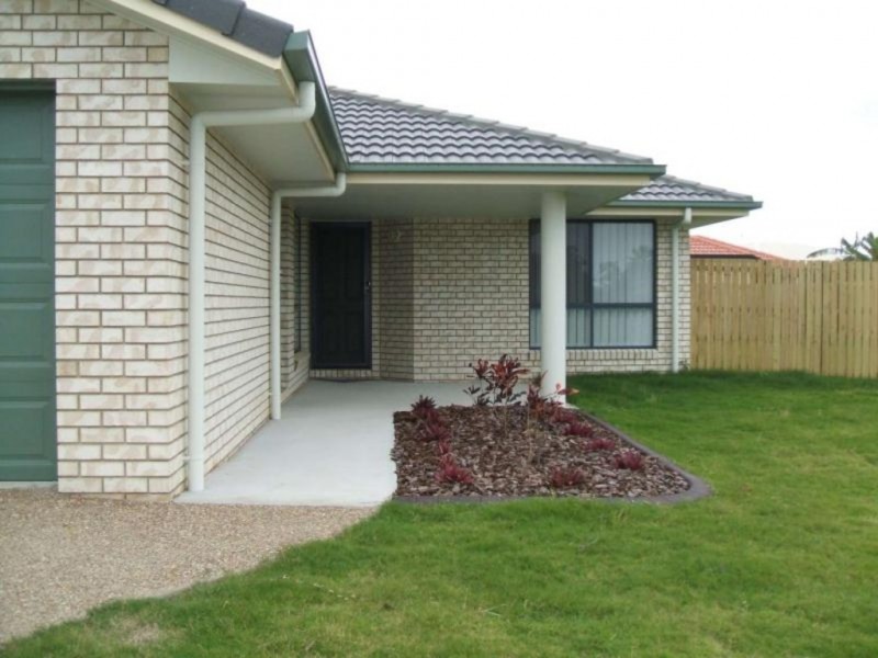 13 Spinnaker Drive, Point Vernon QLD 4655