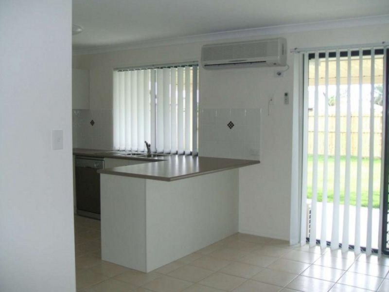 13 Spinnaker Drive, Point Vernon QLD 4655