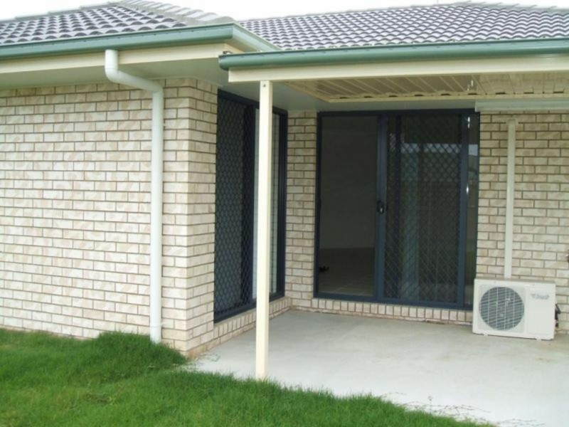 13 Spinnaker Drive, Point Vernon QLD 4655