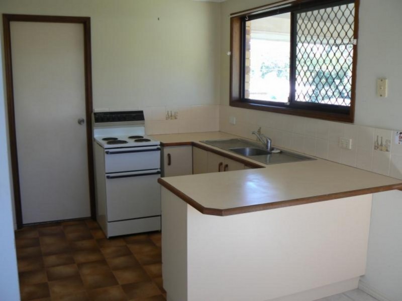 17 Wedge Street, Urraween QLD 4655