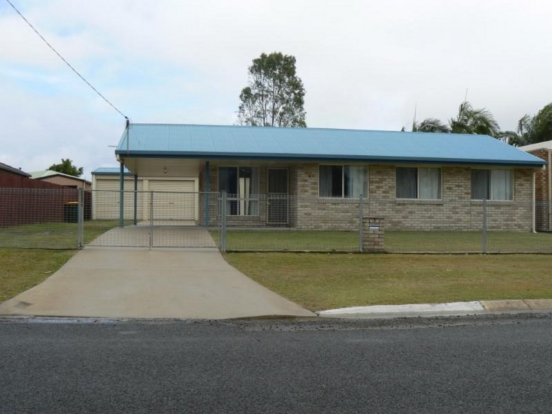 3 Picnic Street, Pialba QLD 4655