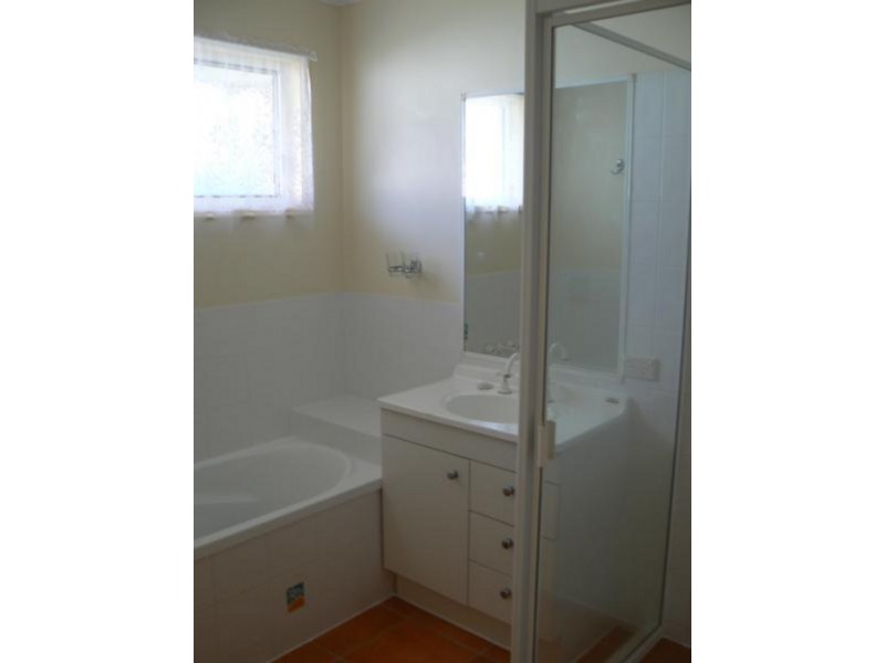 3 Picnic Street, Pialba QLD 4655