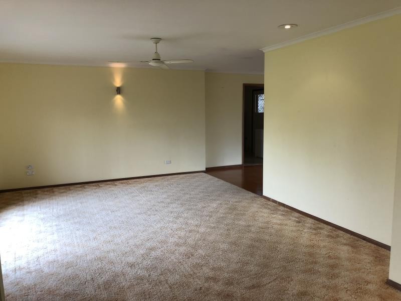 11 Matthew Drive, Urangan QLD 4655