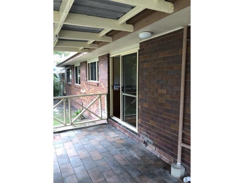 11 Matthew Drive, Urangan QLD 4655
