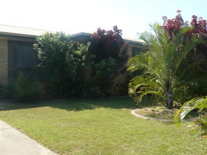 6 Trisha Court, Scarness QLD 4655