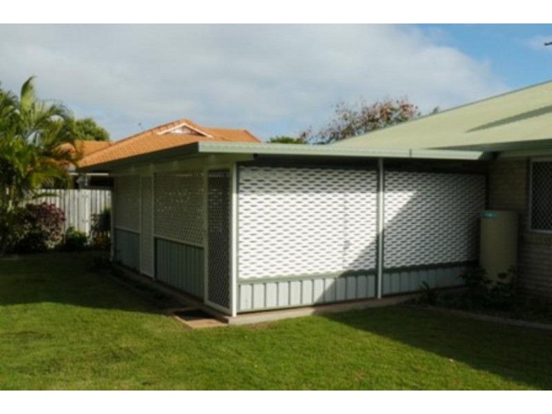 21 Lester Crescent, Torquay QLD 4655
