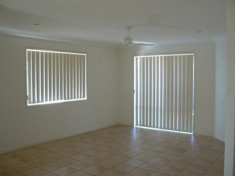 17 Surrey Court, Kawungan QLD 4655