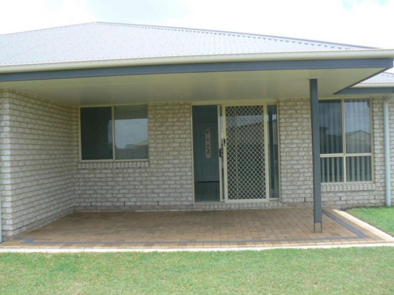 4 Westminster Court, Kawungan QLD 4655