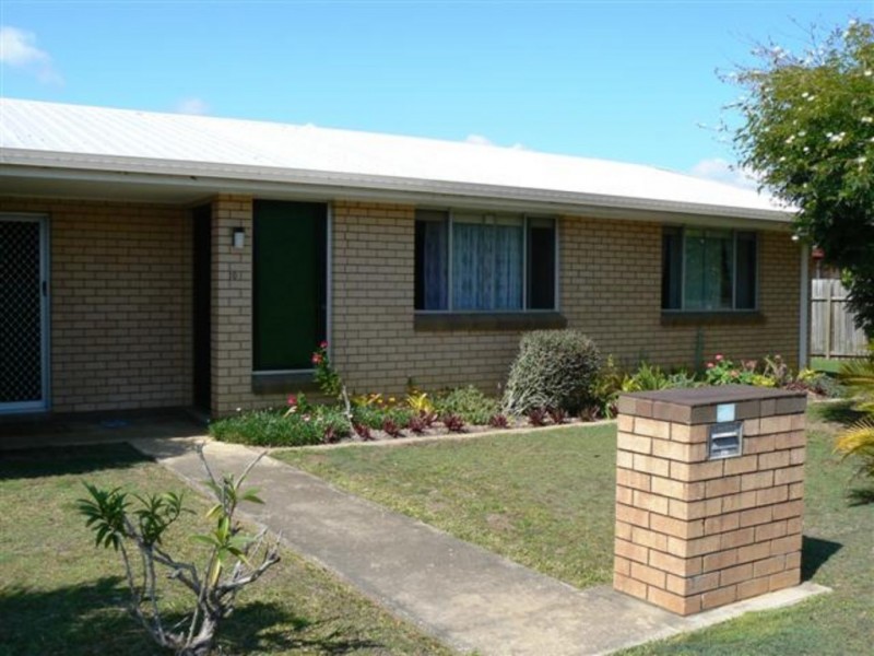 10 Kululu Crescent, Scarness QLD 4655