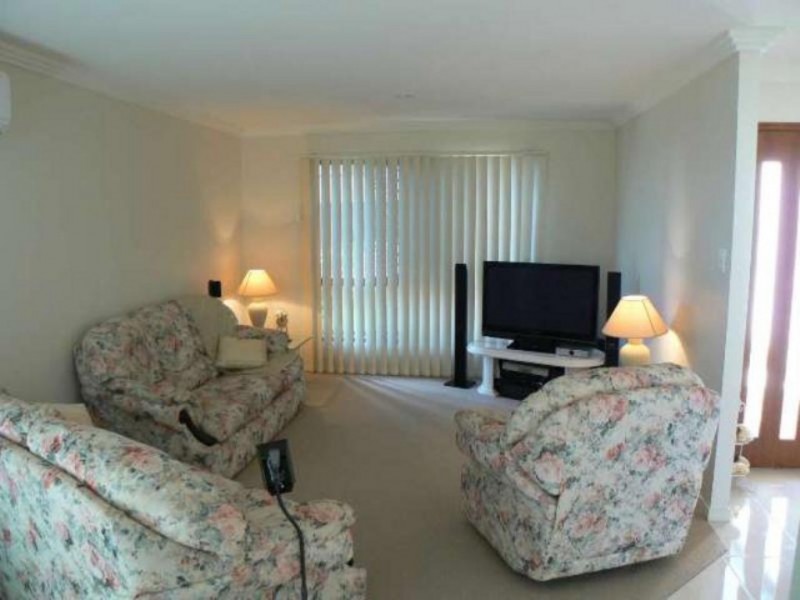 44 Picadilly Circuit, Urraween QLD 4655