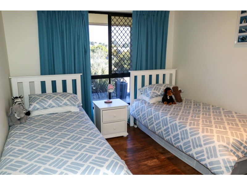 2-6 Highland Place, Craignish QLD 4655