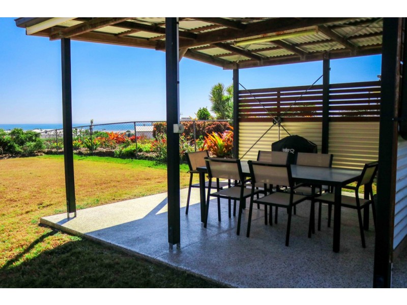 2-6 Highland Place, Craignish QLD 4655