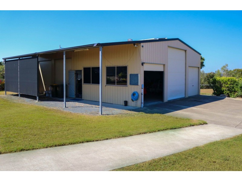 2-6 Highland Place, Craignish QLD 4655