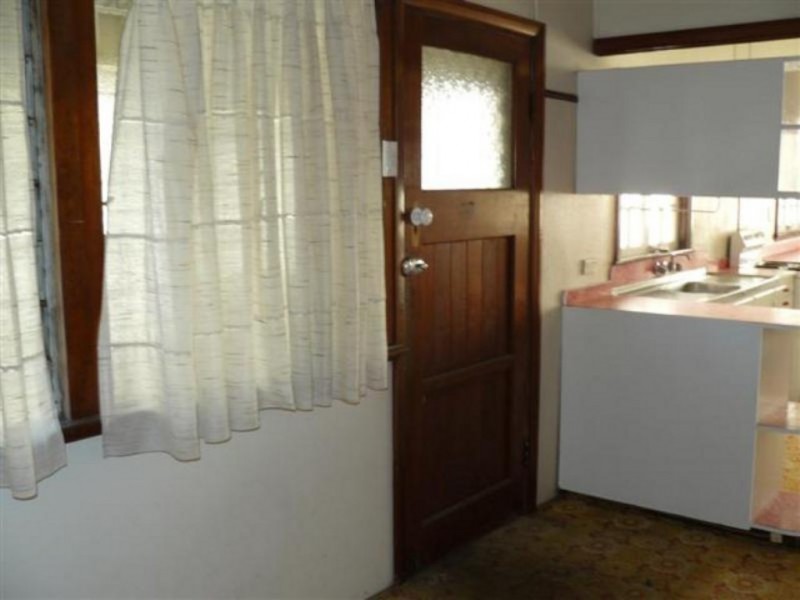 351 Esplanade, Scarness QLD 4655