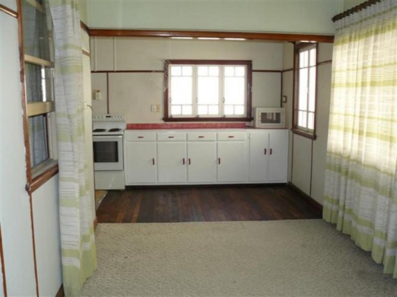 351 Esplanade, Scarness QLD 4655