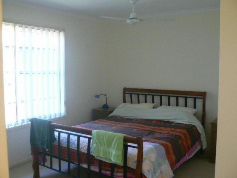 37 Wide Bay Drive, Eli Waters QLD 4655