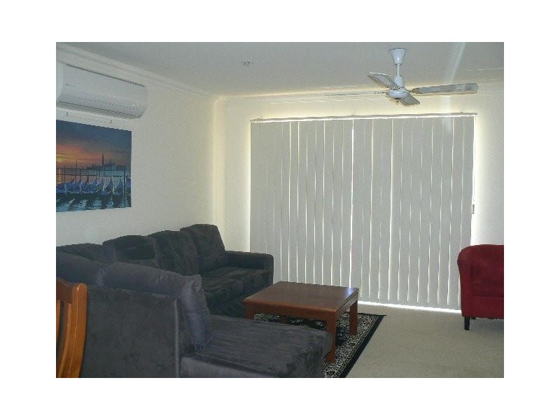 6 King Richard Court, Urangan QLD 4655