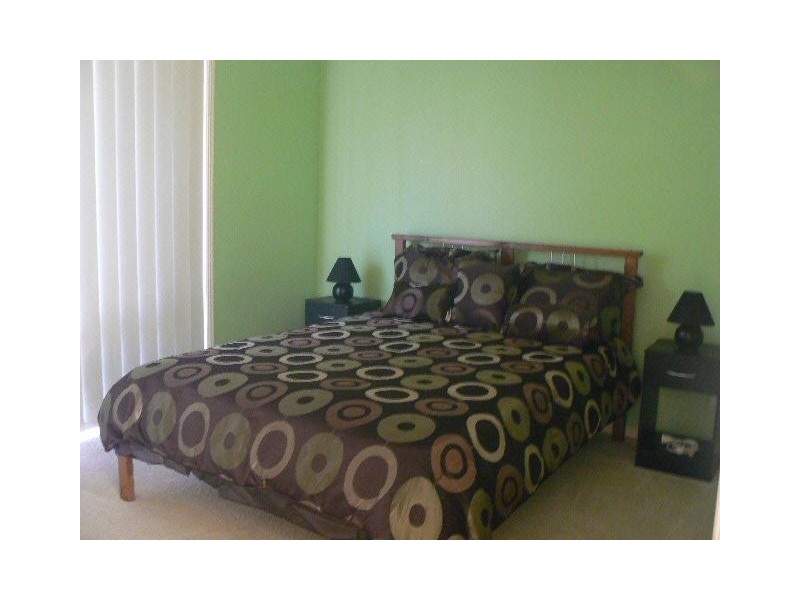 6 King Richard Court, Urangan QLD 4655