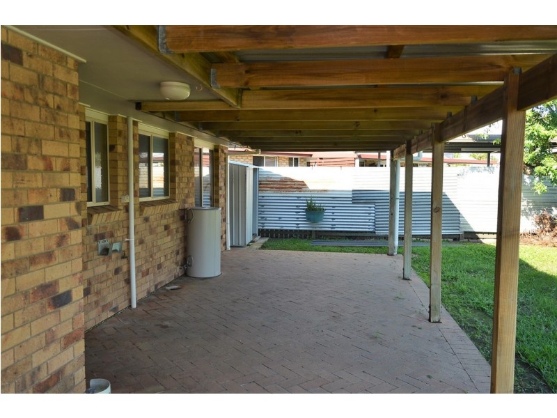 5 Burton Court, Point Vernon QLD 4655