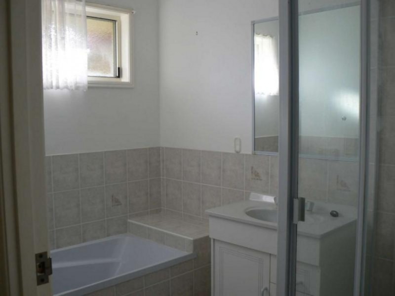 125 Robert Street, Torquay QLD 4655