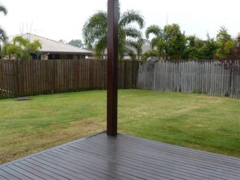 13 Pembridge Circuit, Urraween QLD 4655