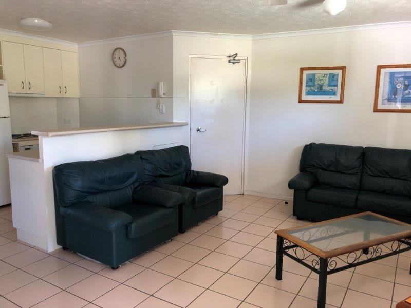 213/407 Esplanade, Torquay QLD 4655