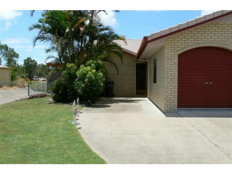 Unit 1/83 Honeysuckle Avenue, Kawungan QLD 4655