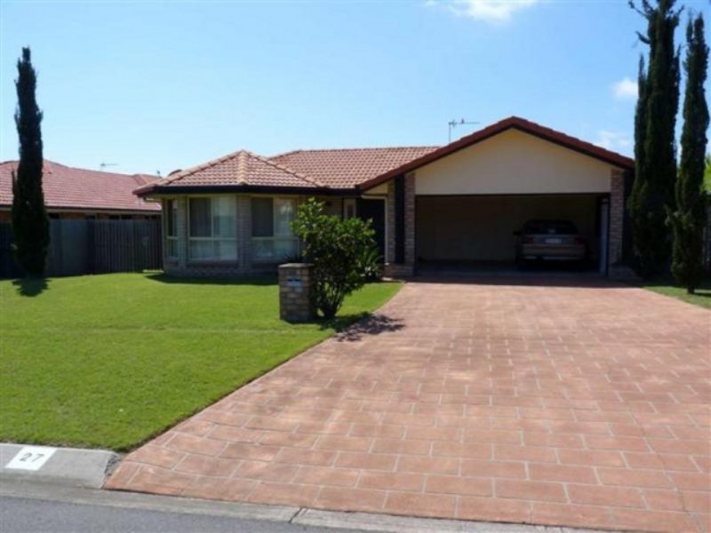 27 Heather Way, Urraween QLD 4655