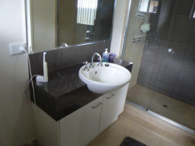 Unit 1, 62 St Josephs Drive, Urraween QLD 4655