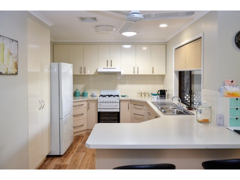 3 Palera Court, Point Vernon QLD 4655