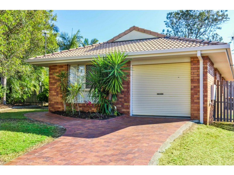 17 Dean Court, Urraween QLD 4655