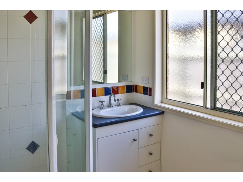 17 Surrey Court, Kawungan QLD 4655