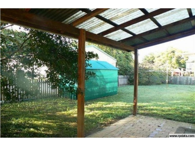 34 Hervey Street, Scarness QLD 4655