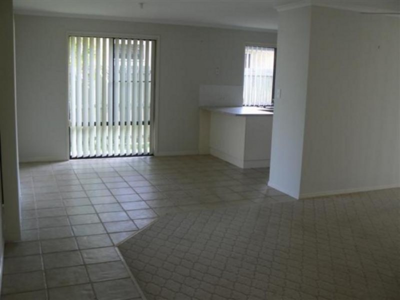 20 Ivybird Court, Torquay QLD 4655