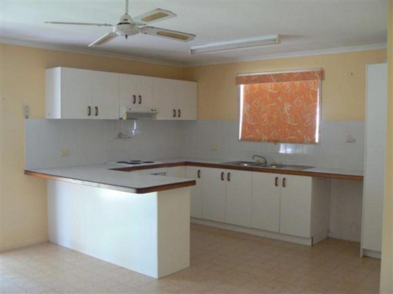14 Cedar Crescent, Kawungan QLD 4655